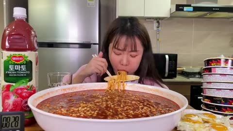 Korean Supersize Spicy Instant noodles EatingshowㅣSamyang Ramen MUKBANG