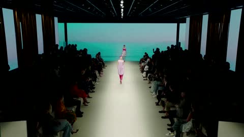 Seaside chic for Giorgio Armani at Milan Fashion Week