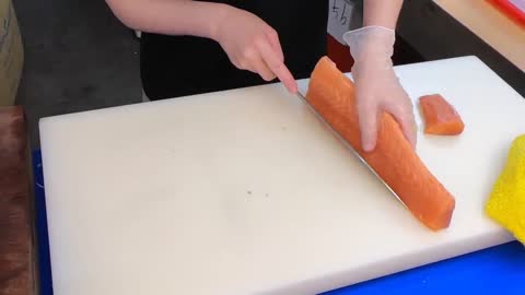 How To Fillet a Whole Salmon | Sashimi & Sushi -Taiwanese street food