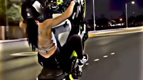 Girl vs Boy Bike stunt