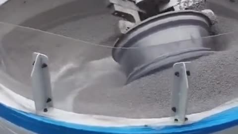 Grinding, polishing and vibration grinding of wheel hub