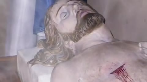 20 février 2014,la statue du Christ s'embrase mys