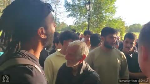 Speakers Corner - People Acting Like Barbarians In The Park - Ft Muslims, Christ