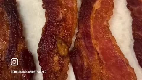 BACON BACON BACON!