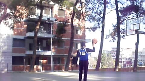 BASKET BALL... A