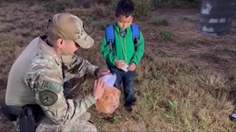 2-Yr-Old Boy Found by TX State Police on Border By Himself With Backpack & Disturbing Note Inside