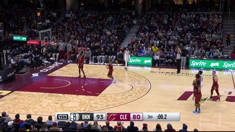 Cam Thomas Drills Tough 3 over 2 to End Quarter! Nets vs. Cavs