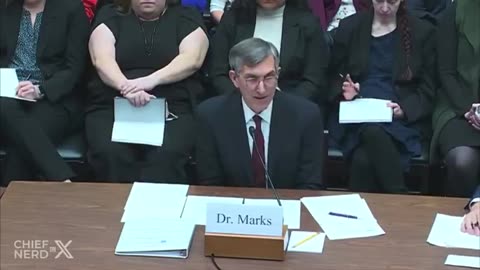 FDA Director Peter Marks： An 'Avalanche' of Adverse Event Reports After the Jabs were Released.