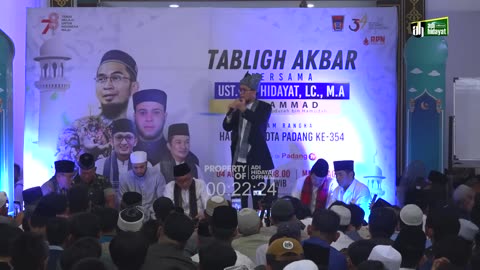 Tabligh Akbar Spesial HUT 354 Kota Padang - Ustadz Adi Hidayat