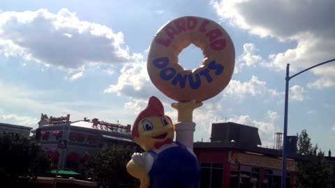 Lard Lad at Simpson's in Universal Studios Florida