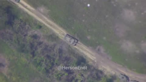 🎯 💥 Ukrainian Leopard 2A6 Tank Targeted by Lancet Drone near Zaporizhzhia Region | RCF