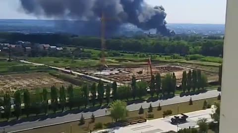 🔥🔥🔥 Kursk. Strong fire continues. Local residents say that military unit is P1