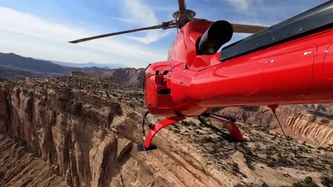 GoPro_ Relaxing Helicopter Flight Over Lake Powell _ 5K Coffee Break