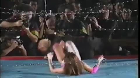 (1997.03.14) Megumi Kudo vs. Shinobu Kandori - FMW