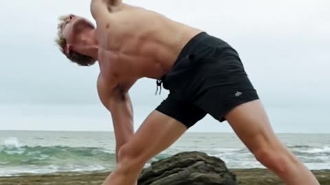 "Mastering Full Grip & Control: Bodyweight Exercise Domination"