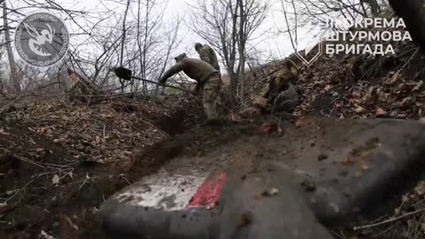 🇺🇦⛏️ POV Digging Action!