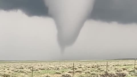 Huge Tornado Whirls Over Fields in Colorado