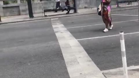 A lady speaks up, putting protesters in their place at Philadelphia City Hall