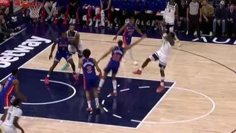 Edwards Shakes Defender! Slick Mid-Range J Sparks Timberwolves