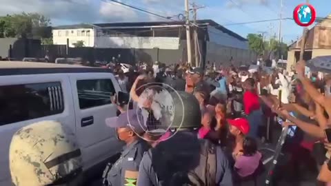 Moments when Vybz Kartel walked out of Prison.