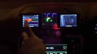 Taxi Driver Turns Ride into Rave