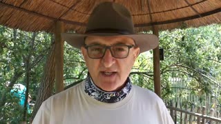 Johan Marais explains what to do when you see a snake