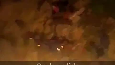 Scary... 1000 africans storm the border of Spain at night