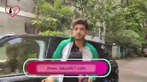 KARAN KUNDRRA SPOTTED AT I THINK FITNESS JUHU 2_batch