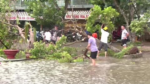 Vietnamese react to devastation after deadly typhoon