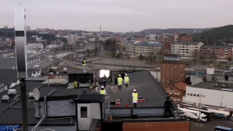 Scania semi truck lifted by 2000 drones