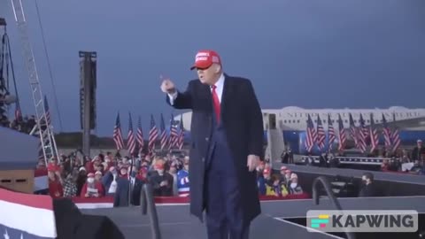 Trump dancing to Levan Polka Anime song