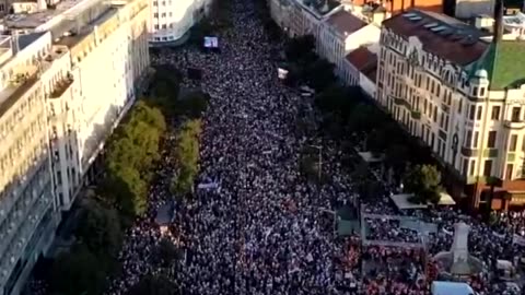 🚨🇷🇸 MASSIVE PROTEST in Serbia against BlackRock!