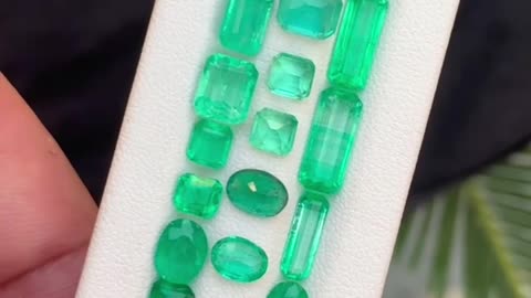 Top Colour Natural Natural Emerald From Afghanistan