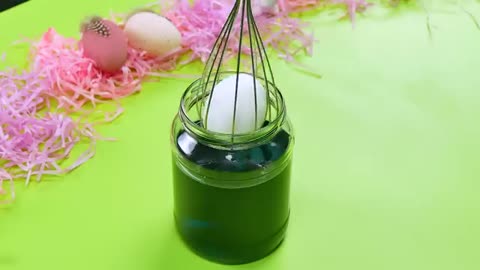 EASY & CREATIVE Tricks For Dyeing Your Easter Eggs!