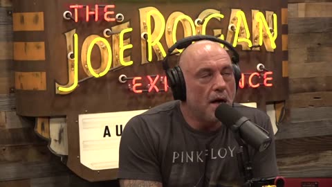 Joerogan warns that the First Amendment is in danger if Kamala Harris and Tim Walz win.