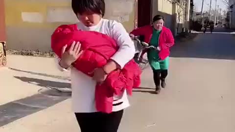 New funny videos 2022, Chinese funny video try not to laugh #short