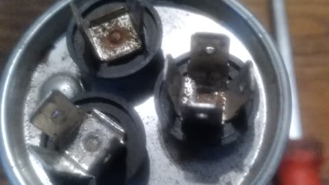 Simple HVAC Capacitor Trick?