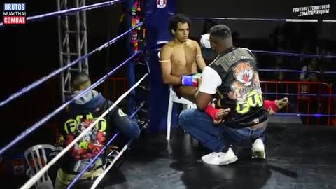 RICHARD VS THAIRAN MUAI THAI BRUTAL KOMBAT