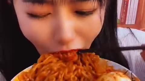 ASMR chaina eating challenge