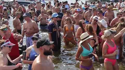 Hurry Up Wait band sings Old Dominion's Pearl Jams Even Flow at Shawano Lake Sand Bar Bash