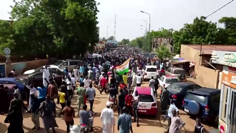 European countries urge citizens in Niger to leave