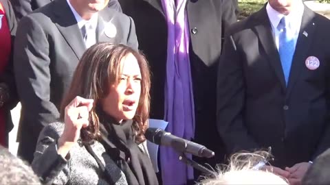 FLASHBACK: Kamala Feigns Moral Outrage: How dare we say "Merry Christmas"!