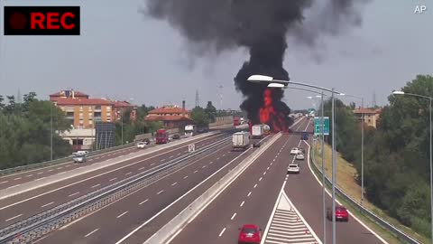 tancker truck explodes