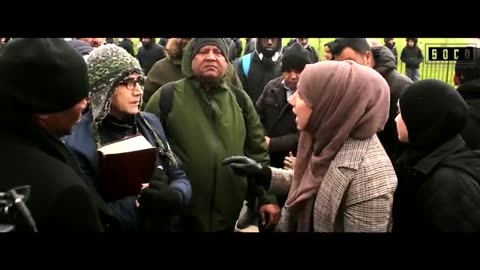 Ex Muslim Chris debating Muslima on Wife BËating _ Speakers' Corner debate