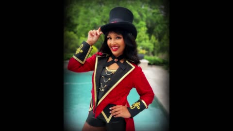 Taylor Swift Ringmaster Costume