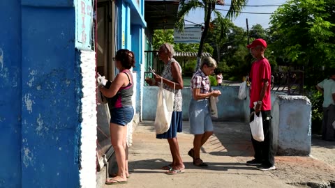 Cuba slashes size of daily bread ration as ingredients run thin