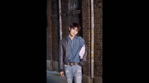 NCT Taeyong Looks Manly In His New Photoshoot!