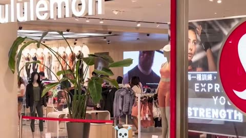 Trudeau Allows Lululemon to Hire Foreign Workers