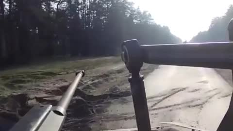 Russian AFV's Engage Ukrainian Militants Near Kreminna