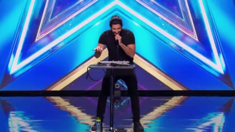 Britain’s Got Talent GOLDEN BUZZER Audition - Pyramids (Beatbox Loopstation) - MB14